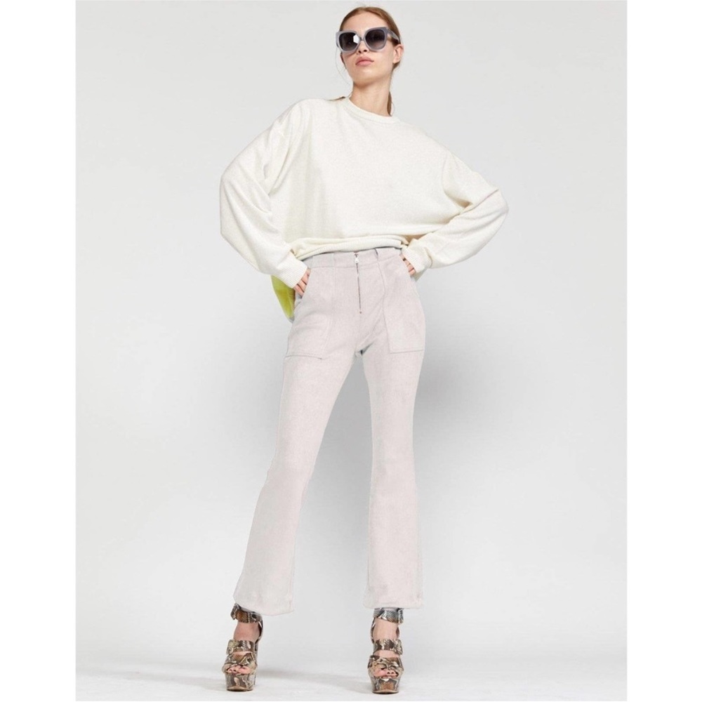 NWT Cynthia rowley bootcut pants in color stone. Size 6